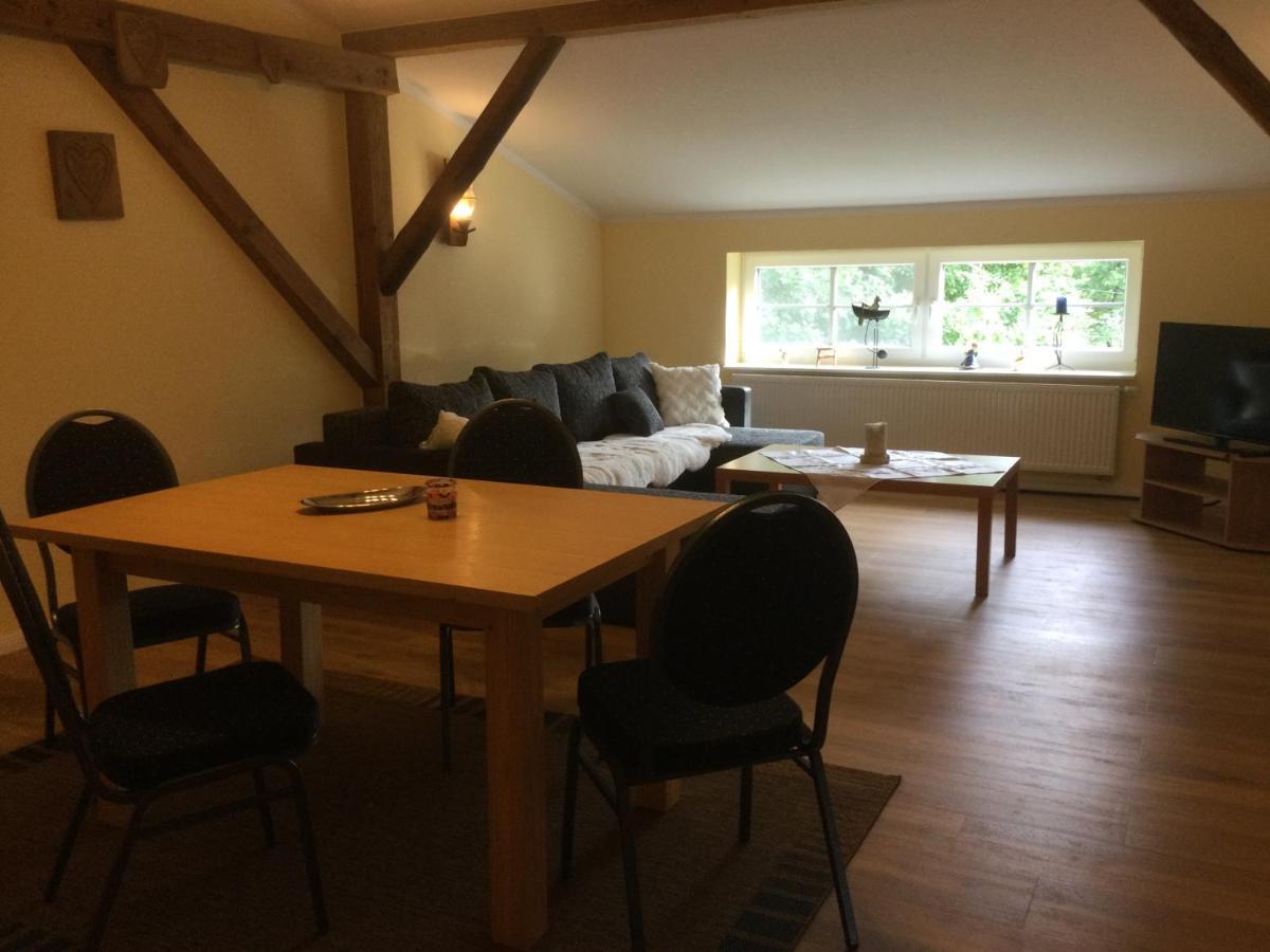 Ferienwohnung Weideglueck Osten エクステリア 写真